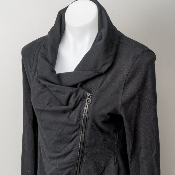 Calvin Klein Performance Jacket - Medium - Picture 2 of 6